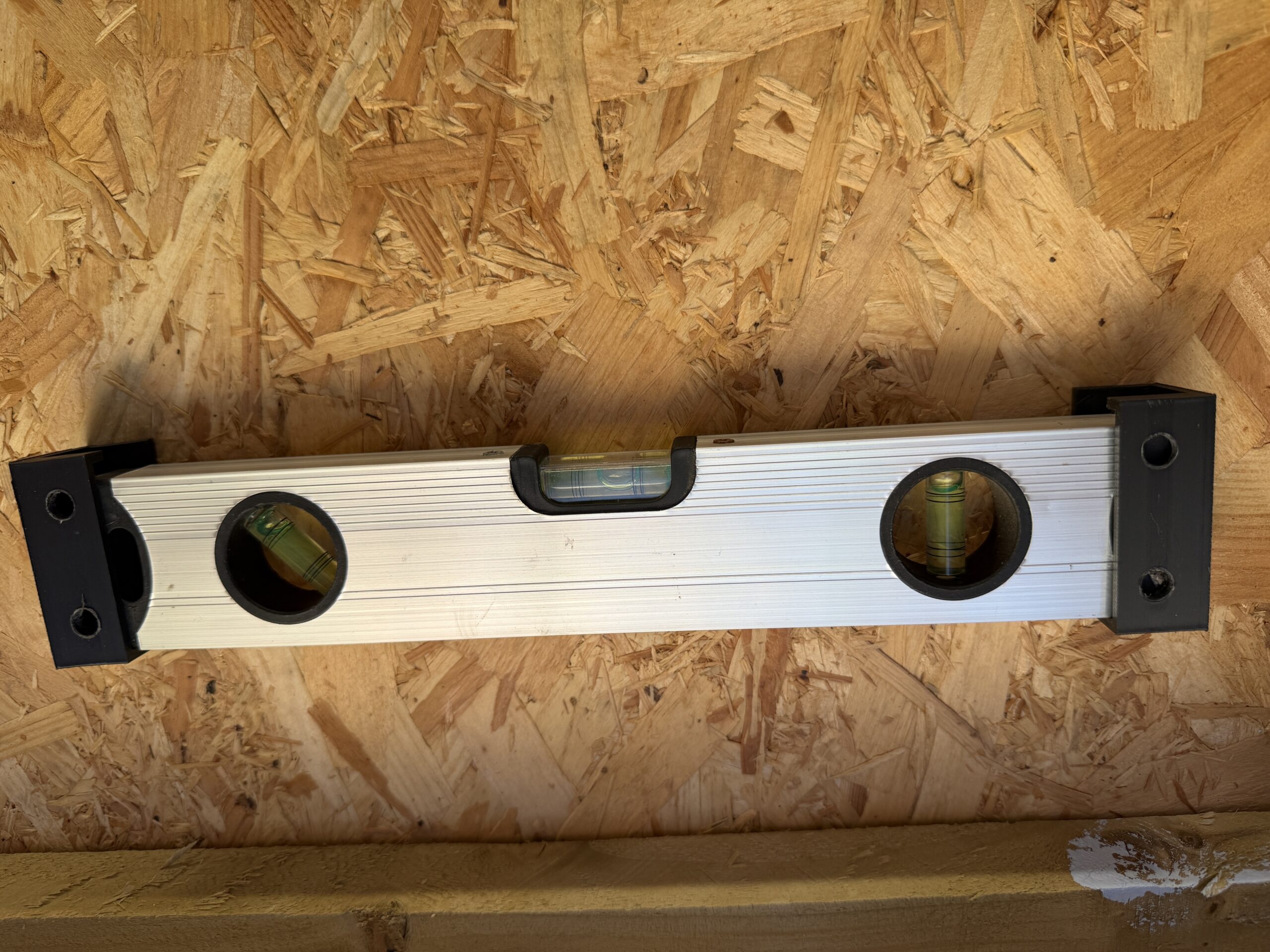 Spirit Level Holder | Wall Mount | Van Mount Bracket | Multiple Colours | 1 Pack 2 Spirit Level Holder | Wall Mount | Van Mount Bracket | Multiple Colours | 1 Pack - Image 2