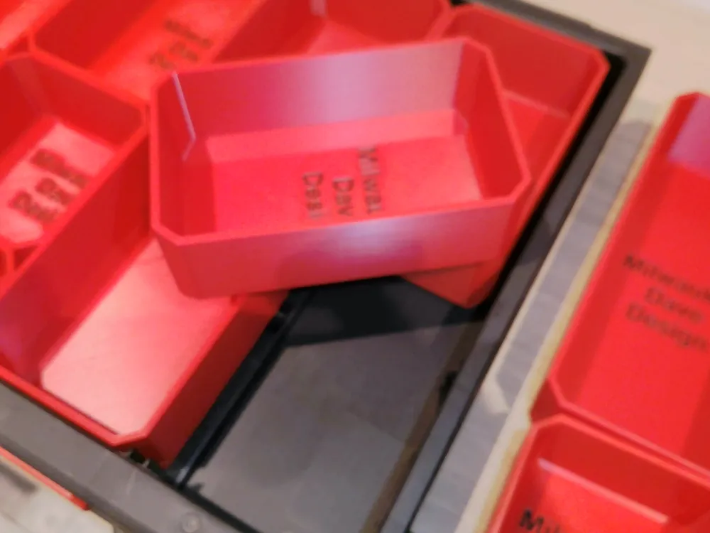Milwaukee 4-Drawer PACKOUT Outer Half-Length Bin 3 Milwaukee 4-Drawer PACKOUT Outer Half-Length Bin - Image 3