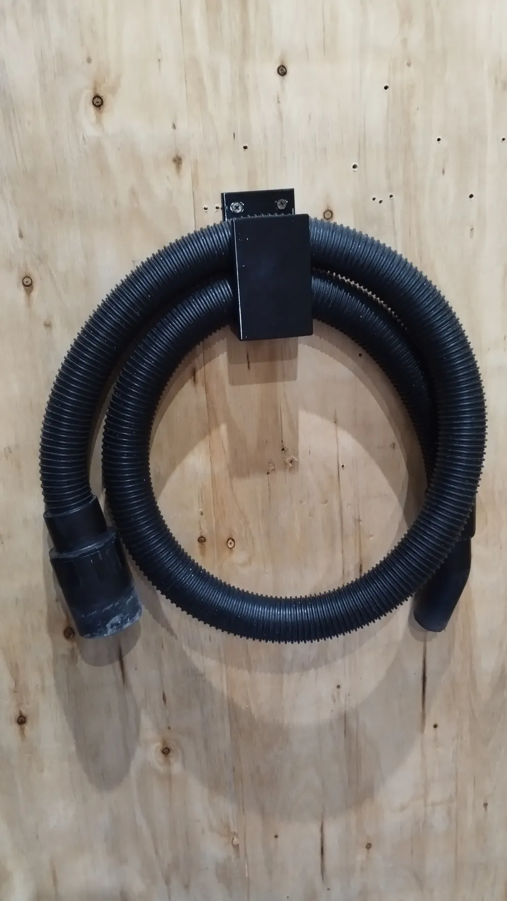 Vacuum Hose Wall Holder 3 Vacuum Hose Wall Holder - Image 3