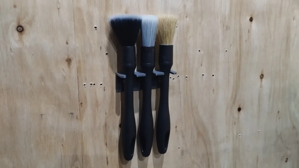Koch 3-Brush Wall Holder 3 Koch 3-Brush Wall Holder - Image 3