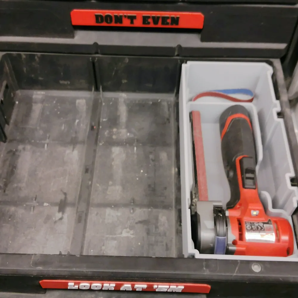 Milwaukee M12 13mm Belt File PACKOUT Drawer Insert 9 Milwaukee M12 13mm Belt File PACKOUT Drawer Insert - Image 9