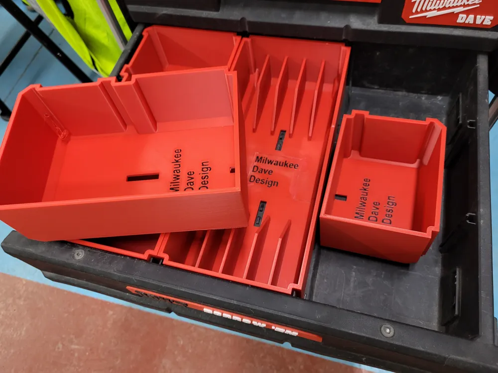 Milwaukee PACKOUT 1/3 & 2/3 Side Drawer Organiser 3 Milwaukee PACKOUT 1/3 & 2/3 Side Drawer Organiser - Image 3