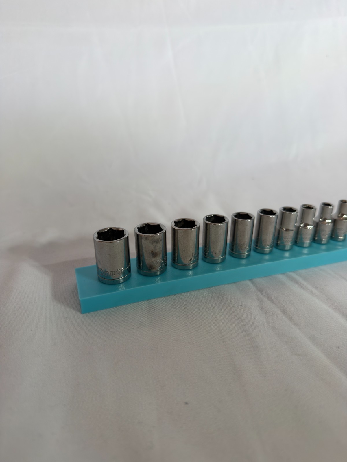 Halfords Advanced 1/4" Shallow Socket Holder (Holds 10) | Magnetic Organiser 3 Halfords Advanced 1/4" Shallow Socket Holder (Holds 10) | Magnetic Organiser - Image 3
