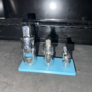 Magnetic Universal Joint Holder | 3 Slots