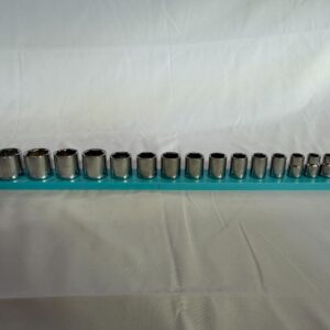 Our Products 22 1/2 Halfords Advanced Shallow Socket Holder | Holds 16